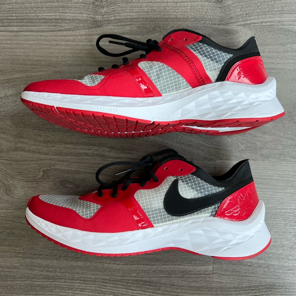 Jordan Air Zoom 85 Runner Chicago - University Red White Black - Mens 9.5